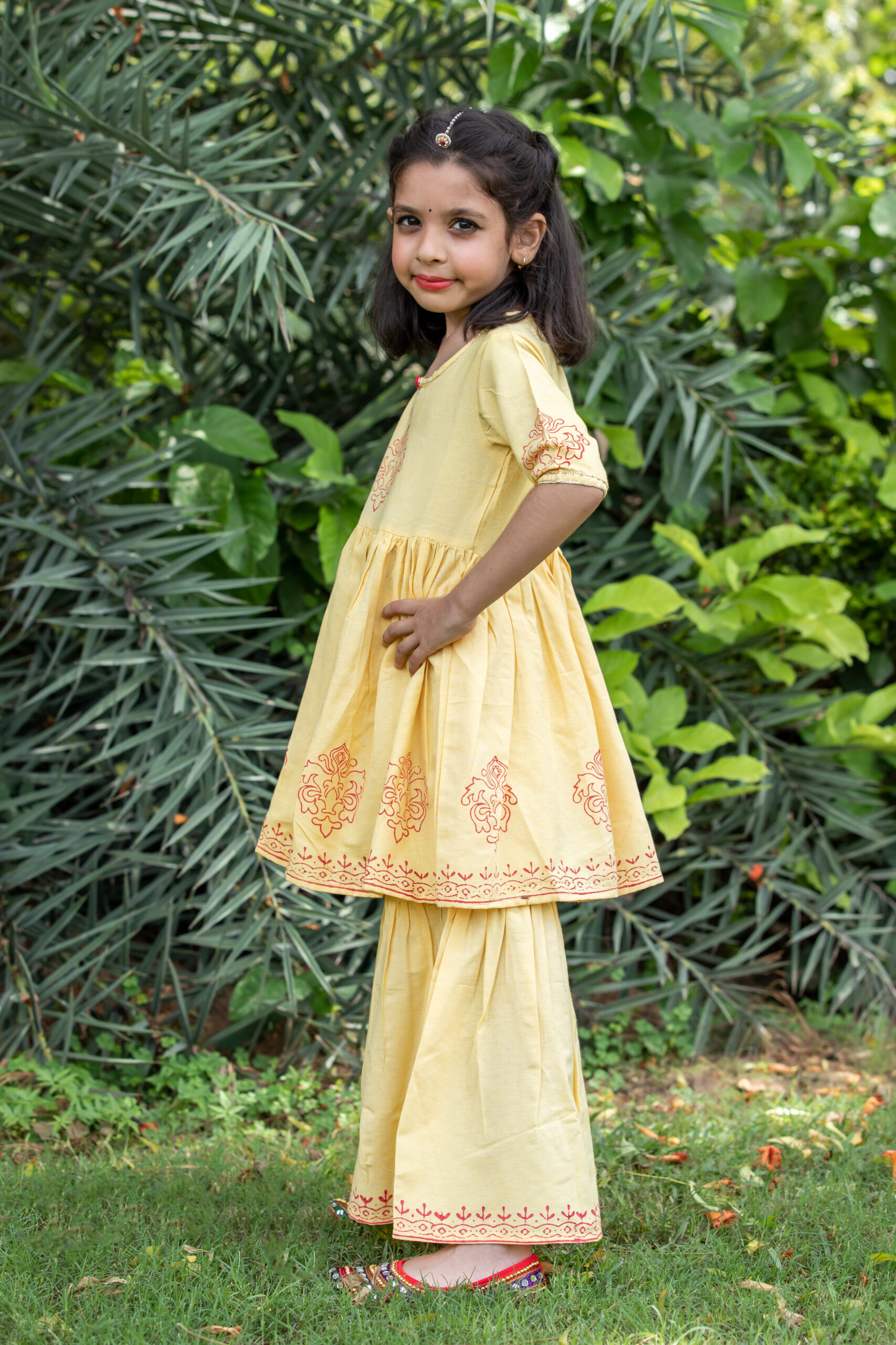 INDVANU Girl Kids Wear’s Casual Cotton printed kurti with tulip pant